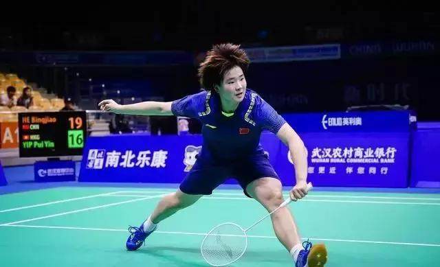 曼联点球11-12遭英乙格林斯比淘汰，库尼亚、姆伯莫失点